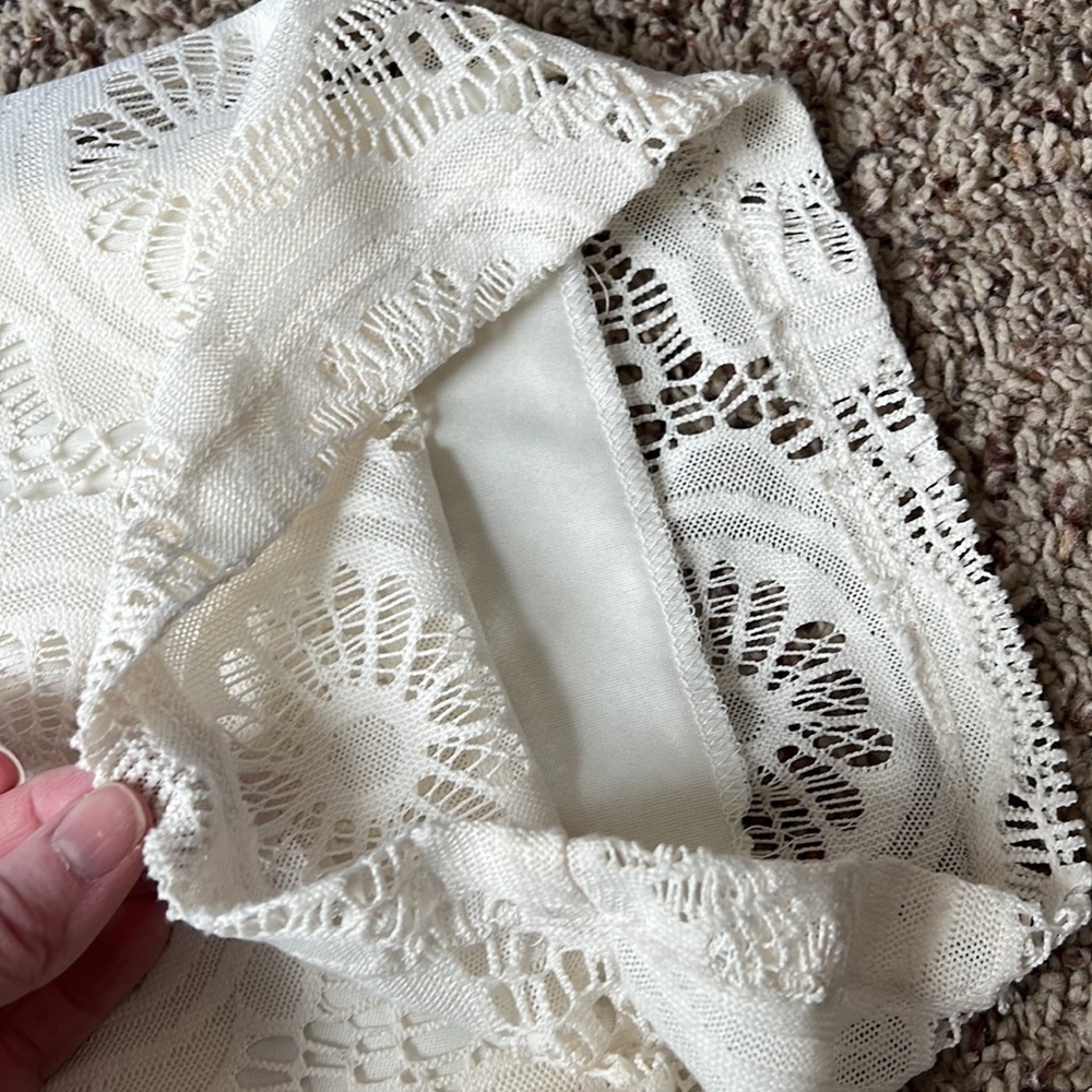 Elastic waist loose flowy lace bolero pants  CREAM. “2 B Together” - Picture 3 of 5